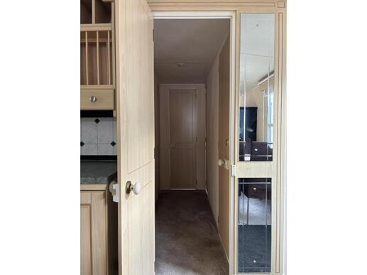 Atlas Debonair  11.00 x 3.70