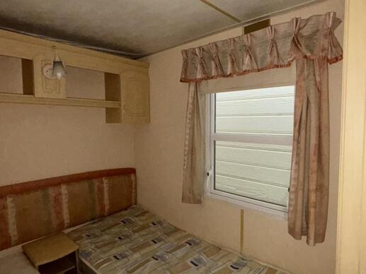 Atlas Debonair  11.00 x 3.70