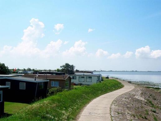 Chalet op Camping Zeezicht K11